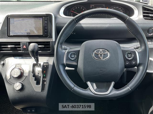 Toyota SIENTA 2021 8671657-5