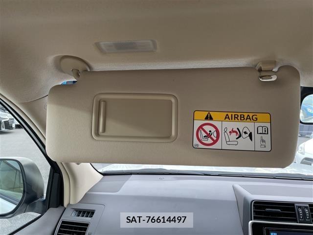 Toyota LAND CRUISER PRADO 2018 8907418-5