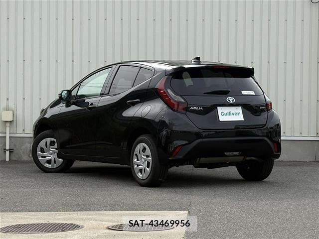 Toyota AQUA 2025 8705698-13