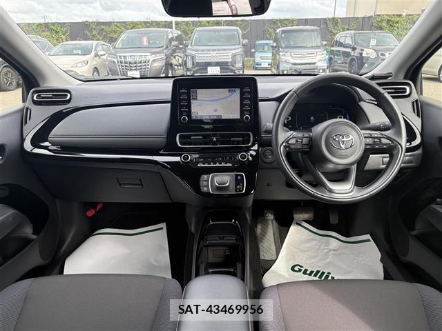 Toyota AQUA 2025 8705698-14