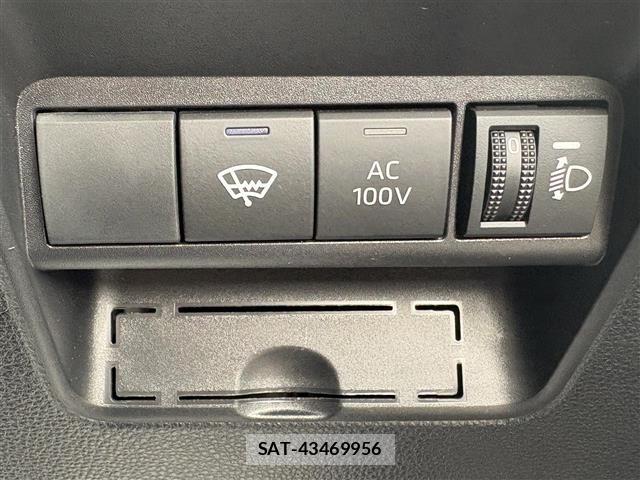 Toyota AQUA 2025 8705698-3