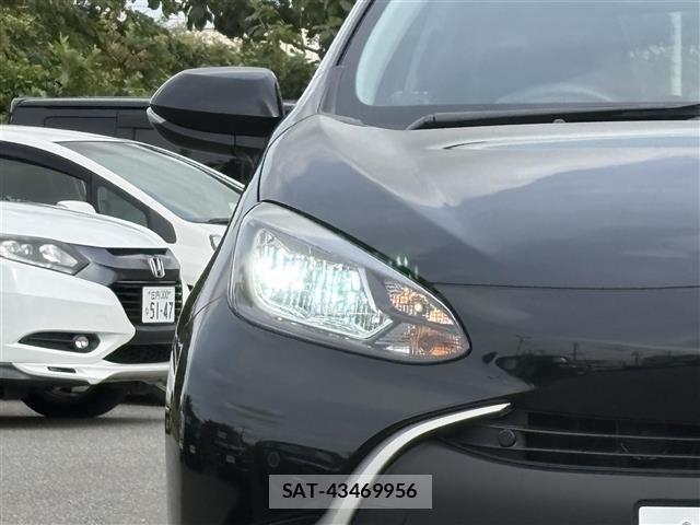 Toyota AQUA 2025 8705698-4