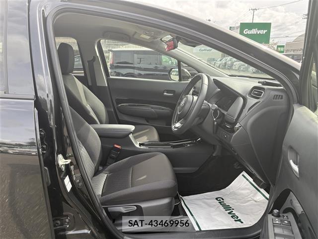 Toyota AQUA 2025 8705698-5