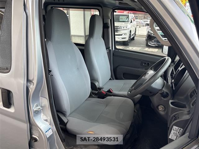 Daihatsu HIJET VAN 2016 8858617-3