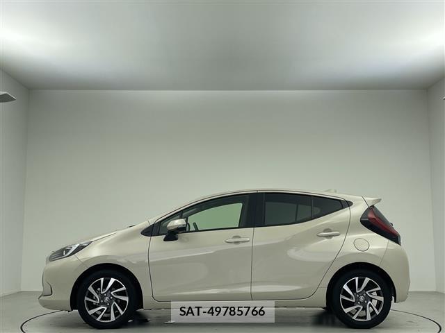 Toyota AQUA 2023 8948464-14