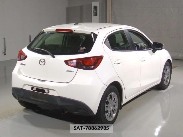 Mazda DEMIO 2015 8768189-1