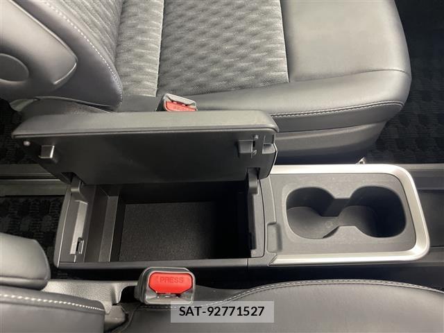 Toyota NOAH 2023 8683549-22