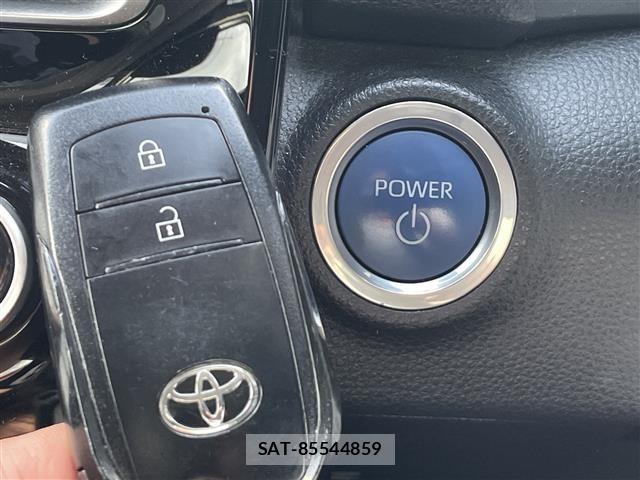 Toyota AQUA 2021 8705705-6