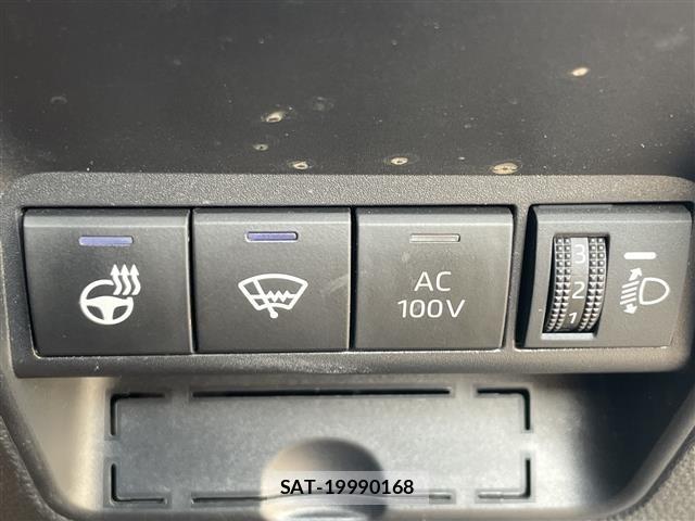Toyota AQUA 2023 8705706-12