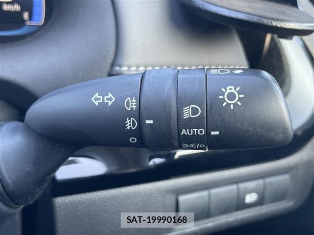 Toyota AQUA 2023 8705706-9