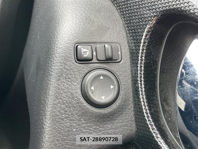 Nissan X-TRAIL 2017 8929547-6
