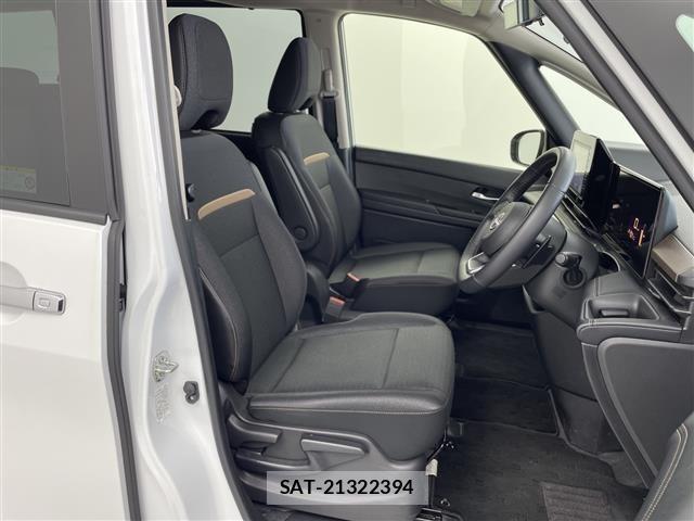 Nissan SERENA 2025 8927146-6