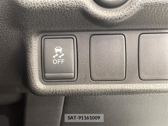 Nissan NOTE 2015 8912768-12