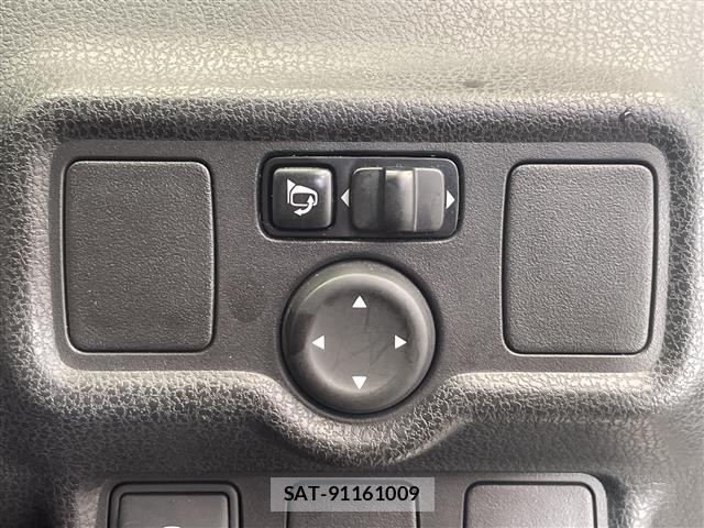 Nissan NOTE 2015 8912768-2