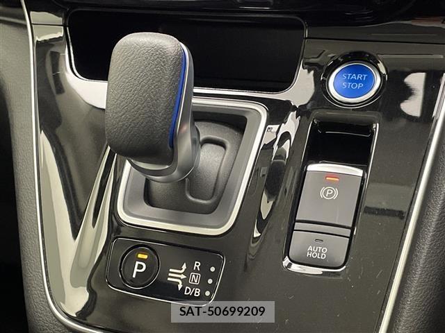 Nissan SERENA 2021 8927164-1