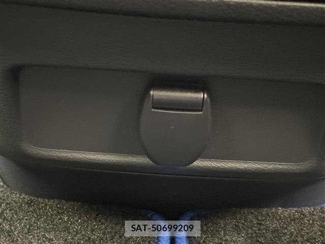 Nissan SERENA 2021 8927164-21