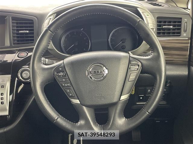 Nissan ELGRAND 2015 8689718-14