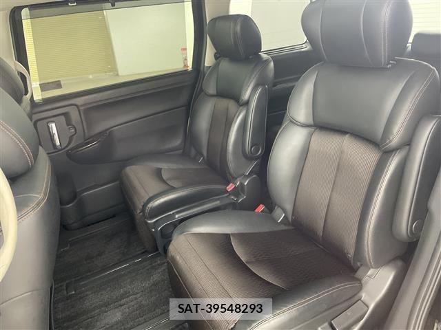 Nissan ELGRAND 2015 8689718-9