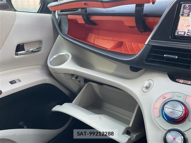Toyota SIENTA 2015 8671699-4