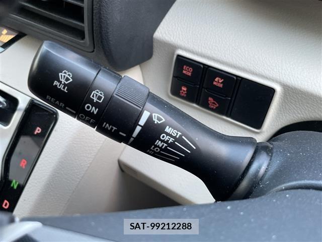Toyota SIENTA 2015 8671699-9