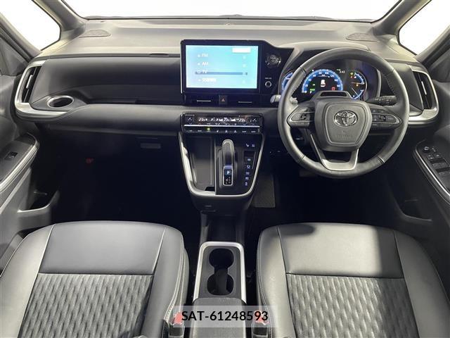 Toyota NOAH 2023 8683554-14