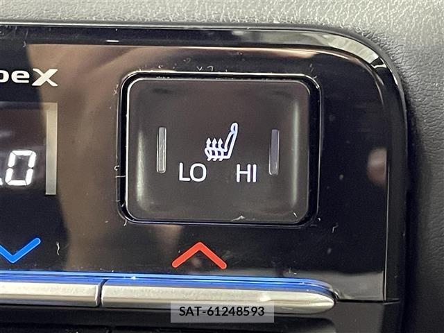 Toyota NOAH 2023 8683554-17