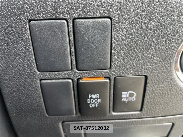 Toyota VELLFIRE 2020 8674338-1
