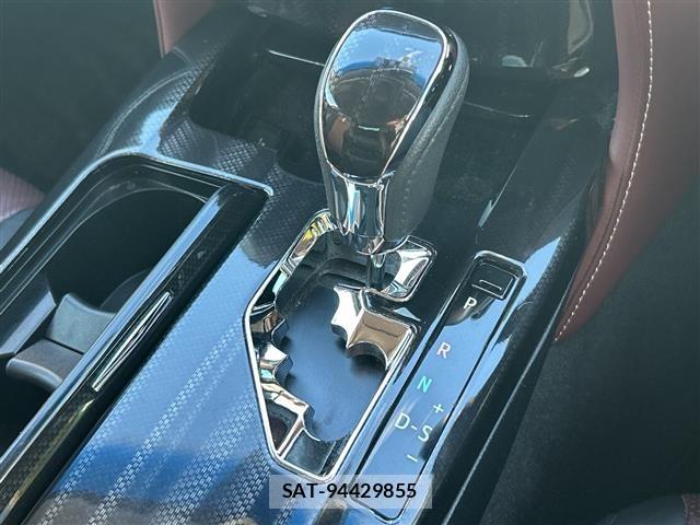 Toyota CROWN 2015 8680559-6