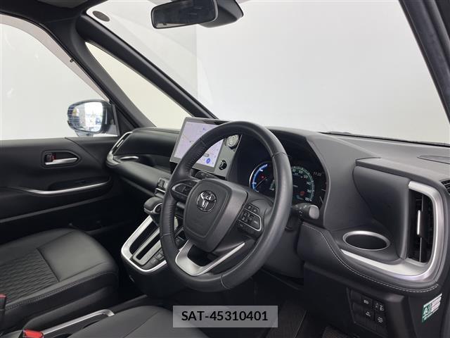 Toyota NOAH 2023 8683555-22