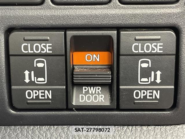 Toyota ESQUIRE 2016 8692643-11