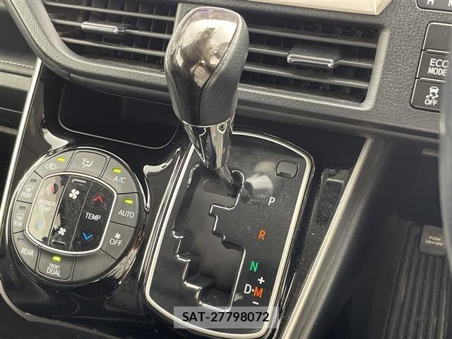 Toyota ESQUIRE 2016 8692643-12