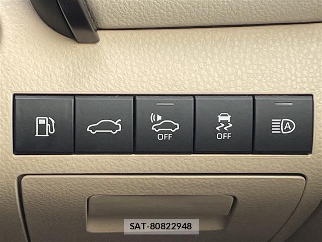 Toyota CAMRY 2017 8885412-11