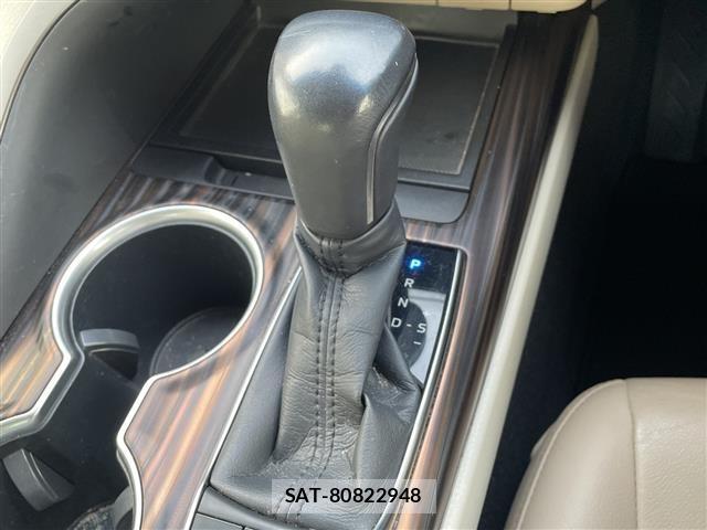 Toyota CAMRY 2017 8885412-12