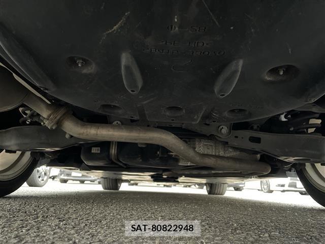 Toyota CAMRY 2017 8885412-13