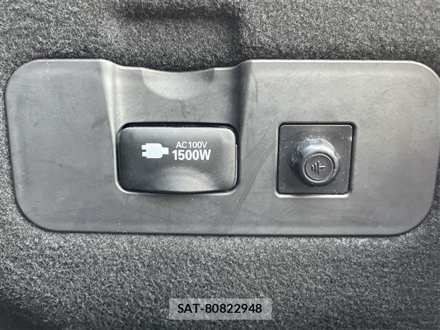 Toyota CAMRY 2017 8885412-9
