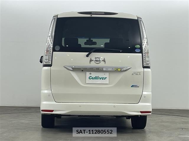 Nissan SERENA 2015 8672002-22