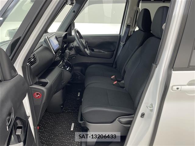 Nissan ROOX 2025 8903298-2