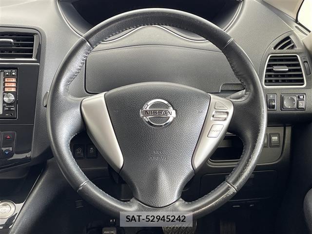 Nissan SERENA 2013 8927196-14