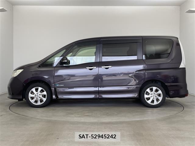 Nissan SERENA 2013 8927196-4