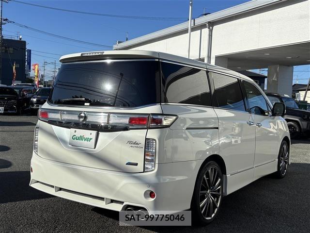 Nissan ELGRAND 2011 8689719-17