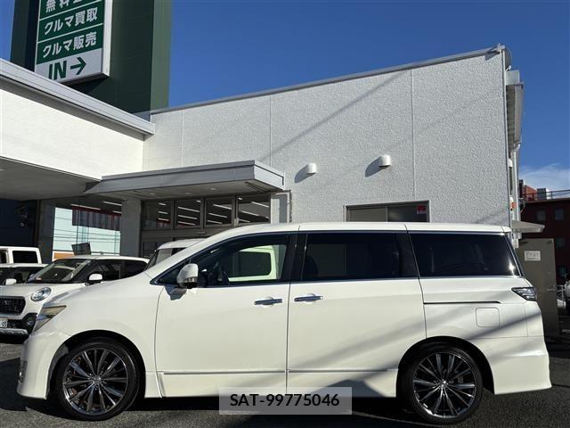 Nissan ELGRAND 2011 8689719-20