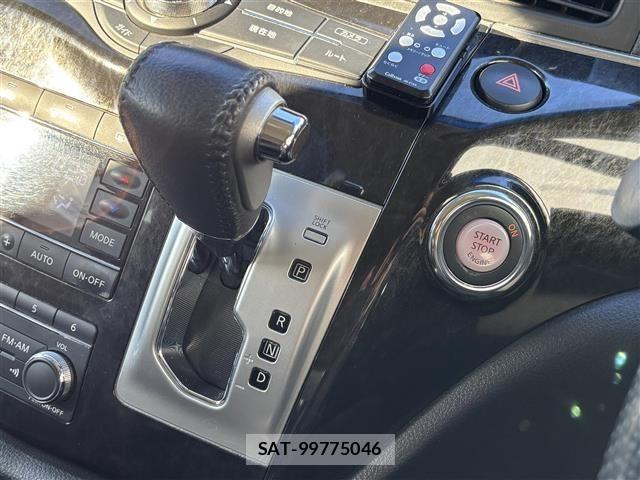 Nissan ELGRAND 2011 8689719-6