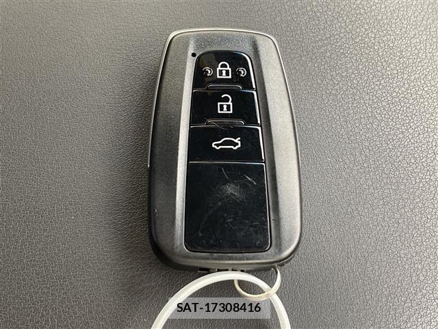 Toyota CROWN 2019 8680560-21