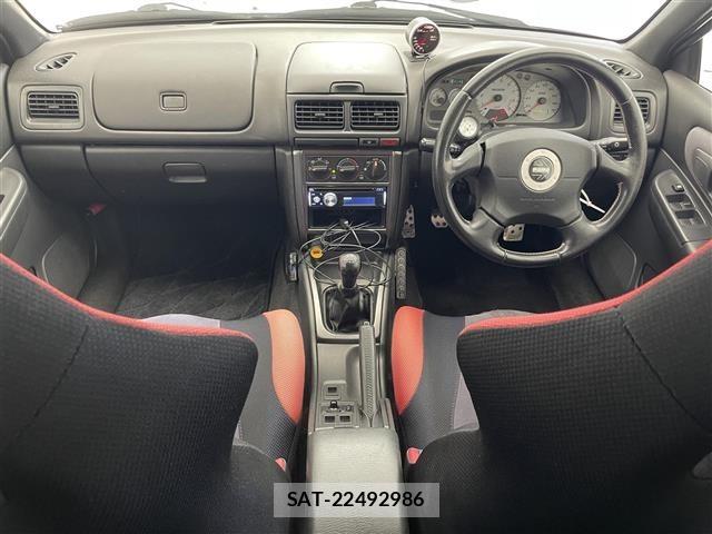 Subaru IMPREZA 2000 8680183-6