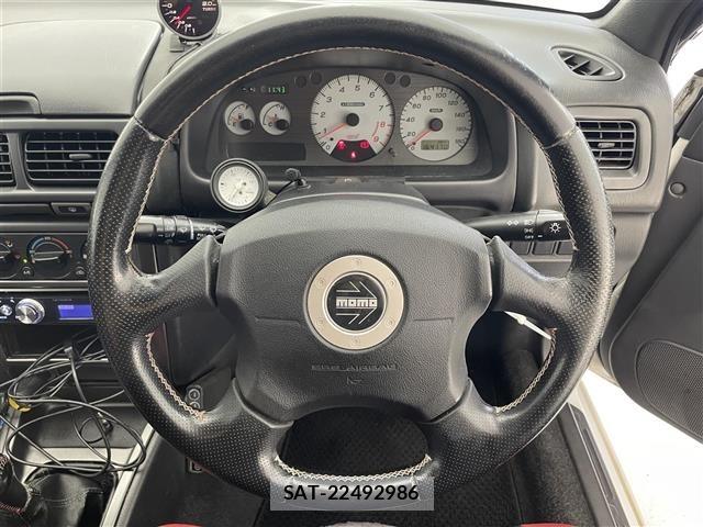 Subaru IMPREZA 2000 8680183-7