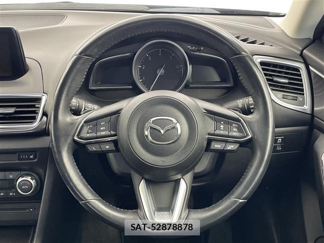 Mazda AXELA 2017 8678396-14
