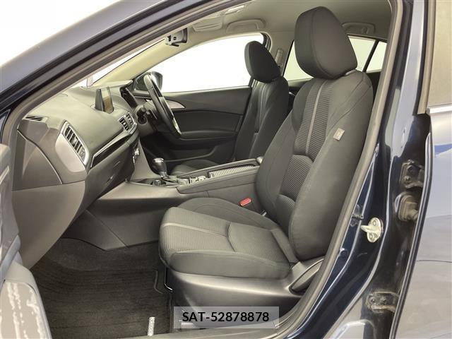 Mazda AXELA 2017 8678396-7
