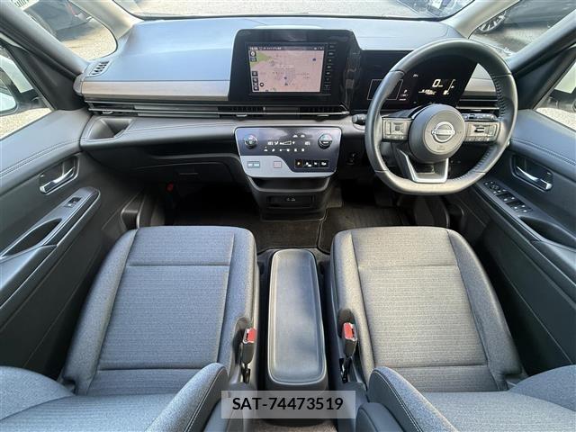Nissan SERENA 2023 8672015-15