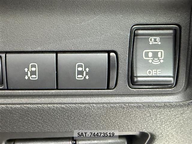 Nissan SERENA 2023 8672015-4