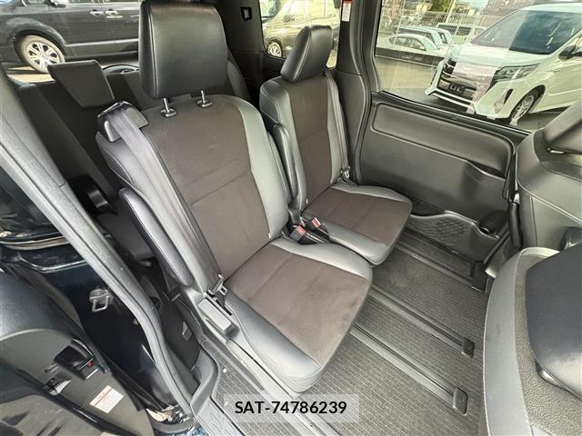 Toyota NOAH 2020 8683567-10